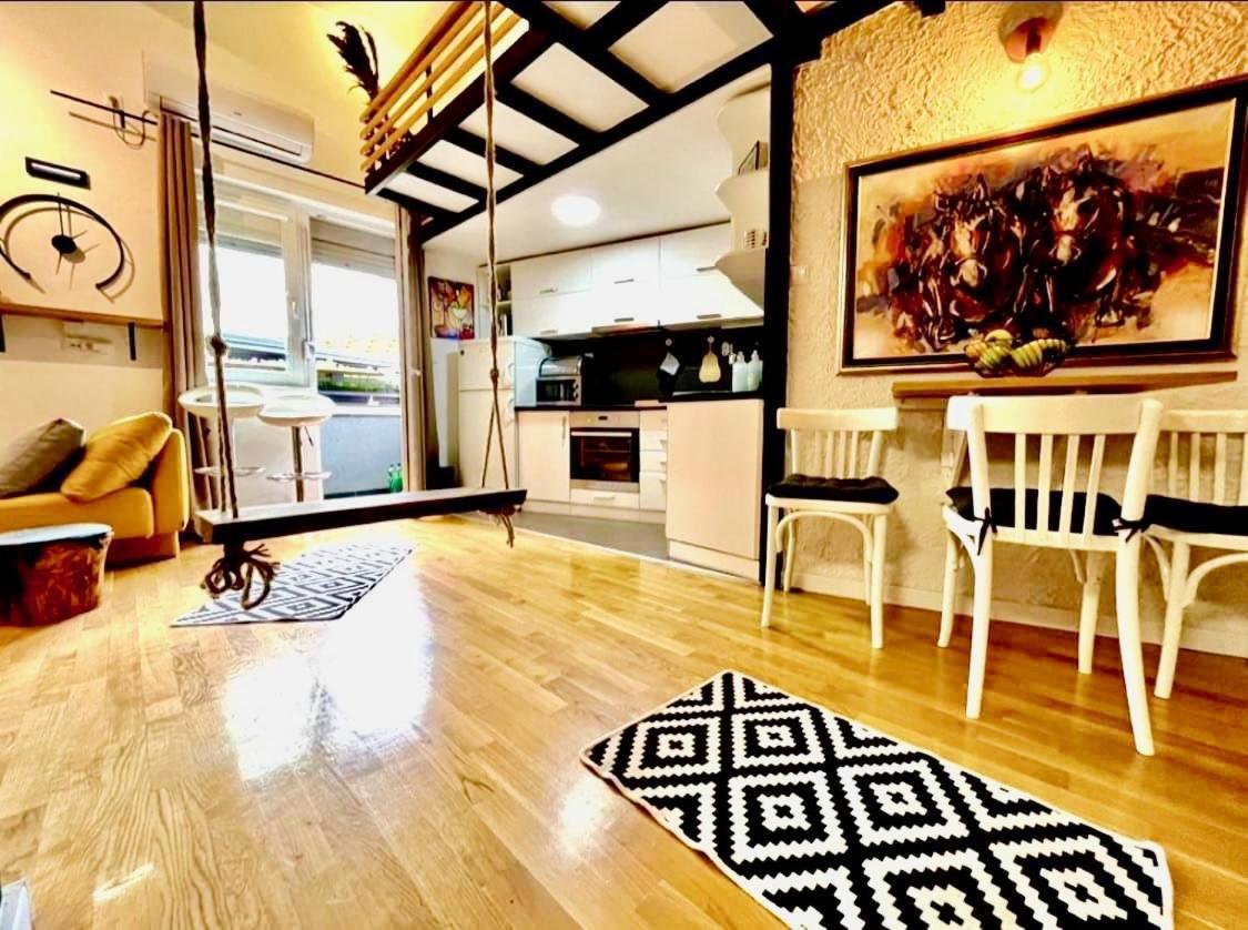 Lifestyle Gallery Apartment Skopje Zewnętrze zdjęcie