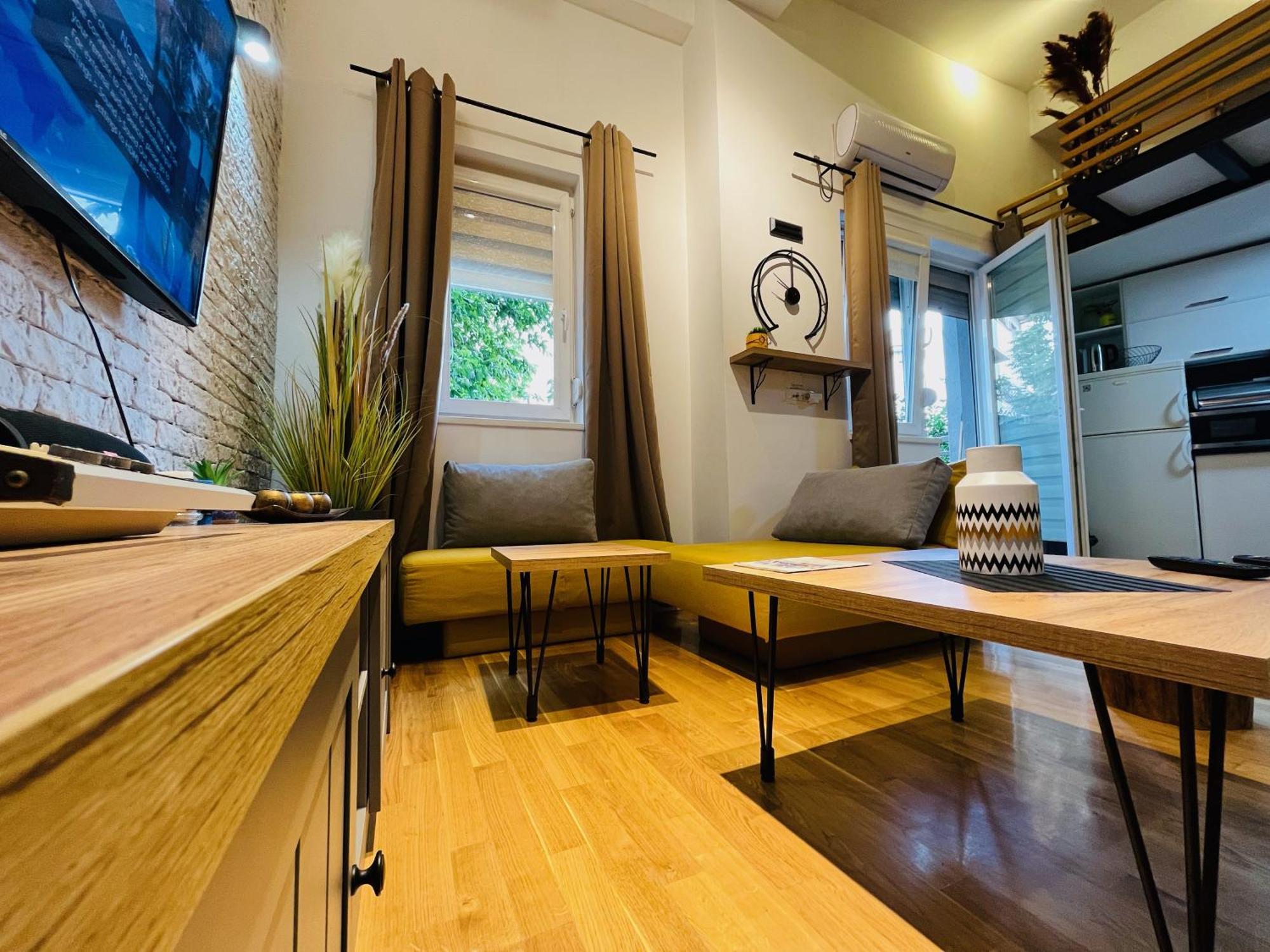 Lifestyle Gallery Apartment Skopje Zewnętrze zdjęcie